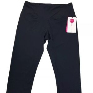 Yogalicious: capri length, yoga/athletic leggings